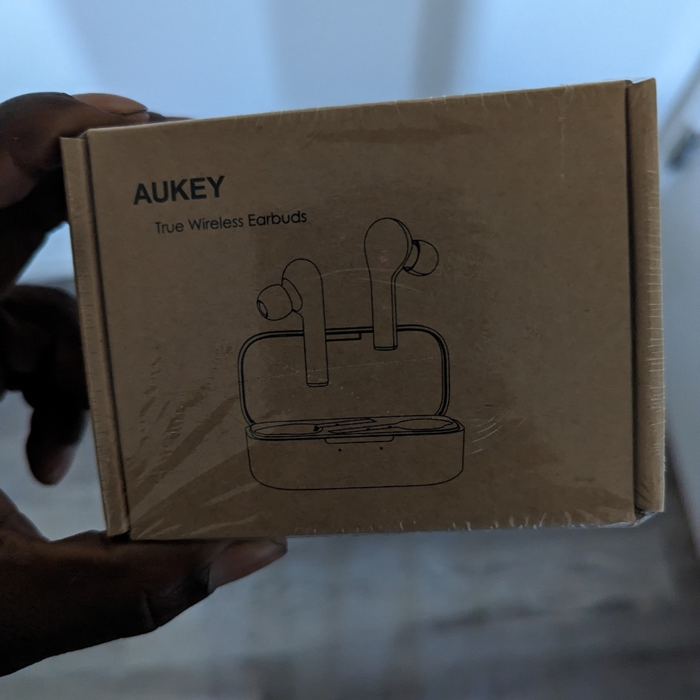 Wireless headphones